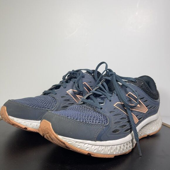 New Balance Trail Running Shoes Womens Size 8 Blue Pink Response 1.0 - Picture 4 of 12